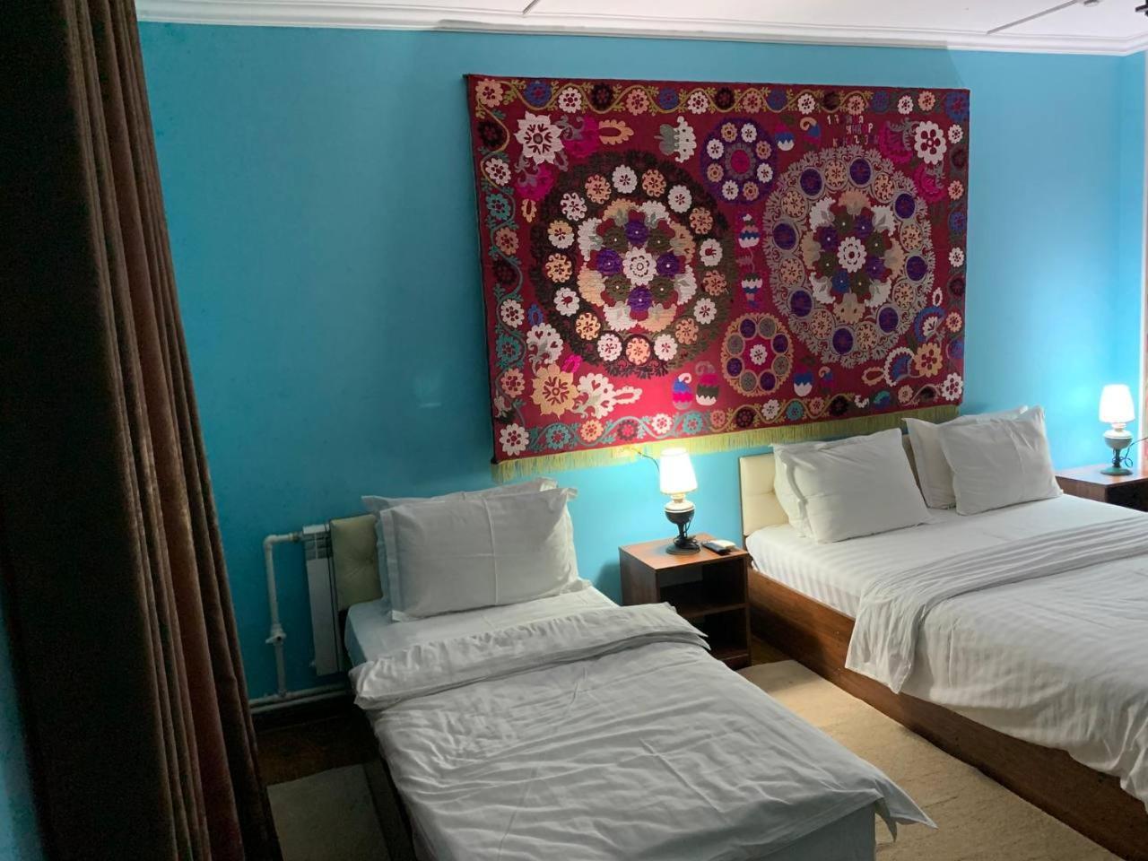 Mulberry Hotel Tashkent Esterno foto