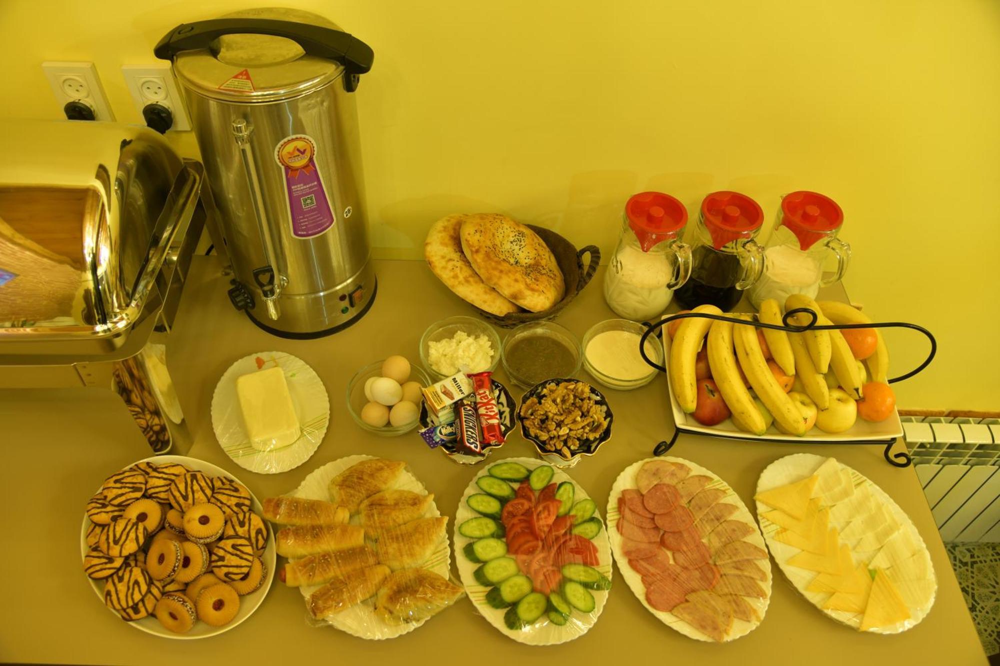 Mulberry Hotel Tashkent Esterno foto