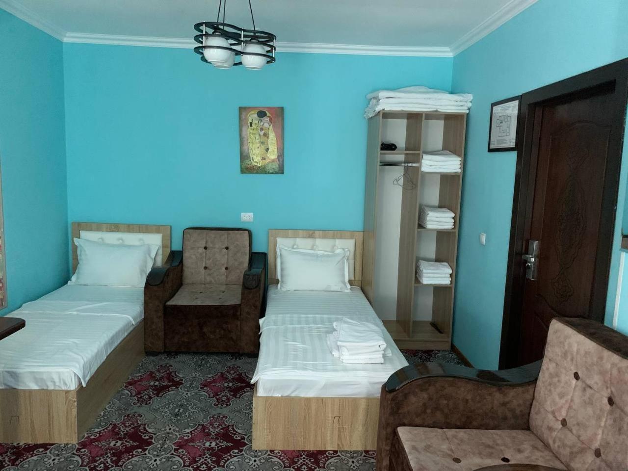 Mulberry Hotel Tashkent Esterno foto